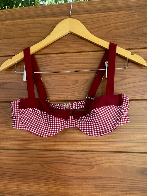 America's Sweetheart set
